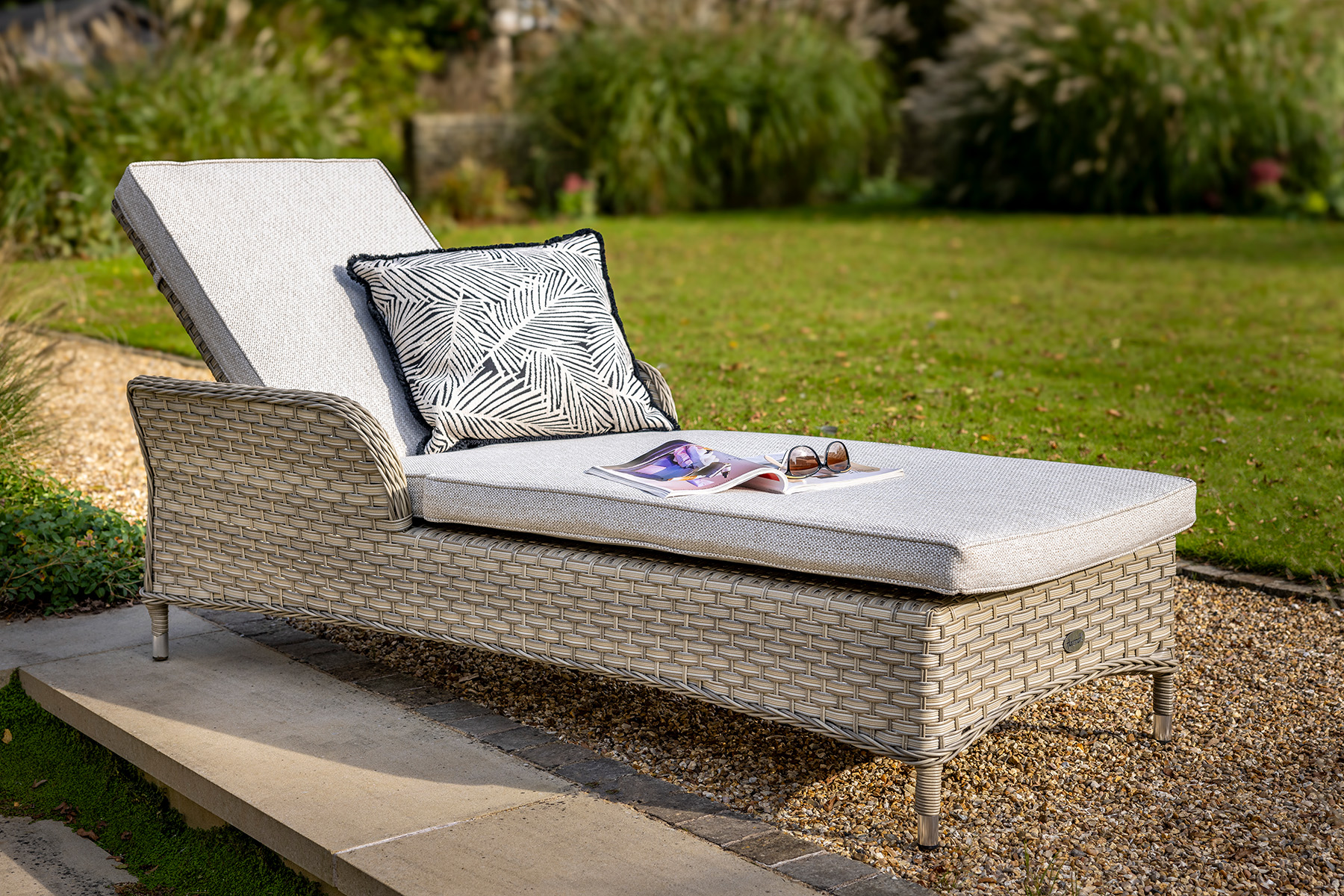 Eton Lounger